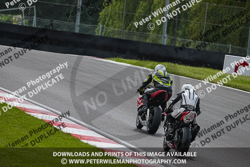 donington no limits trackday;donington park photographs;donington trackday photographs;estoril;event digital images;motorbikes;no limits;no limits trackdays;peter wileman photography;portugal;trackday;trackday digital images;trackday photos